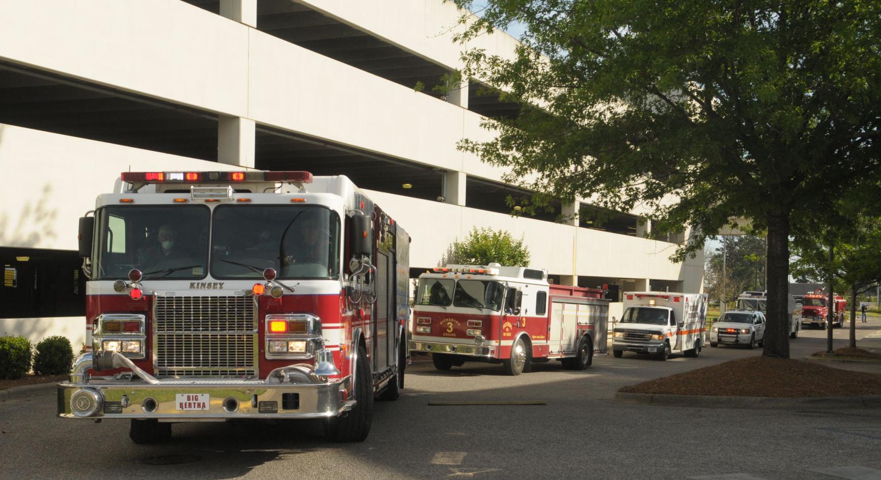 First responders give rolling salute to local health care workers